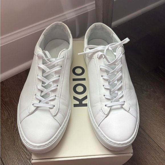 KOIO Triple White Capri Sneakers